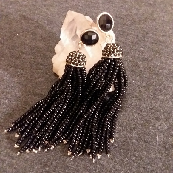 Jewelry - Black fringe earrings